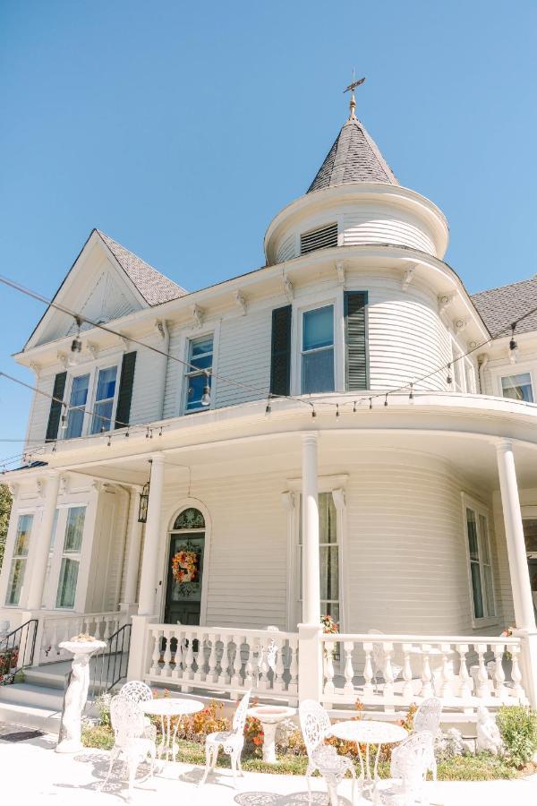 Stanley House Inn Marietta Exterior photo