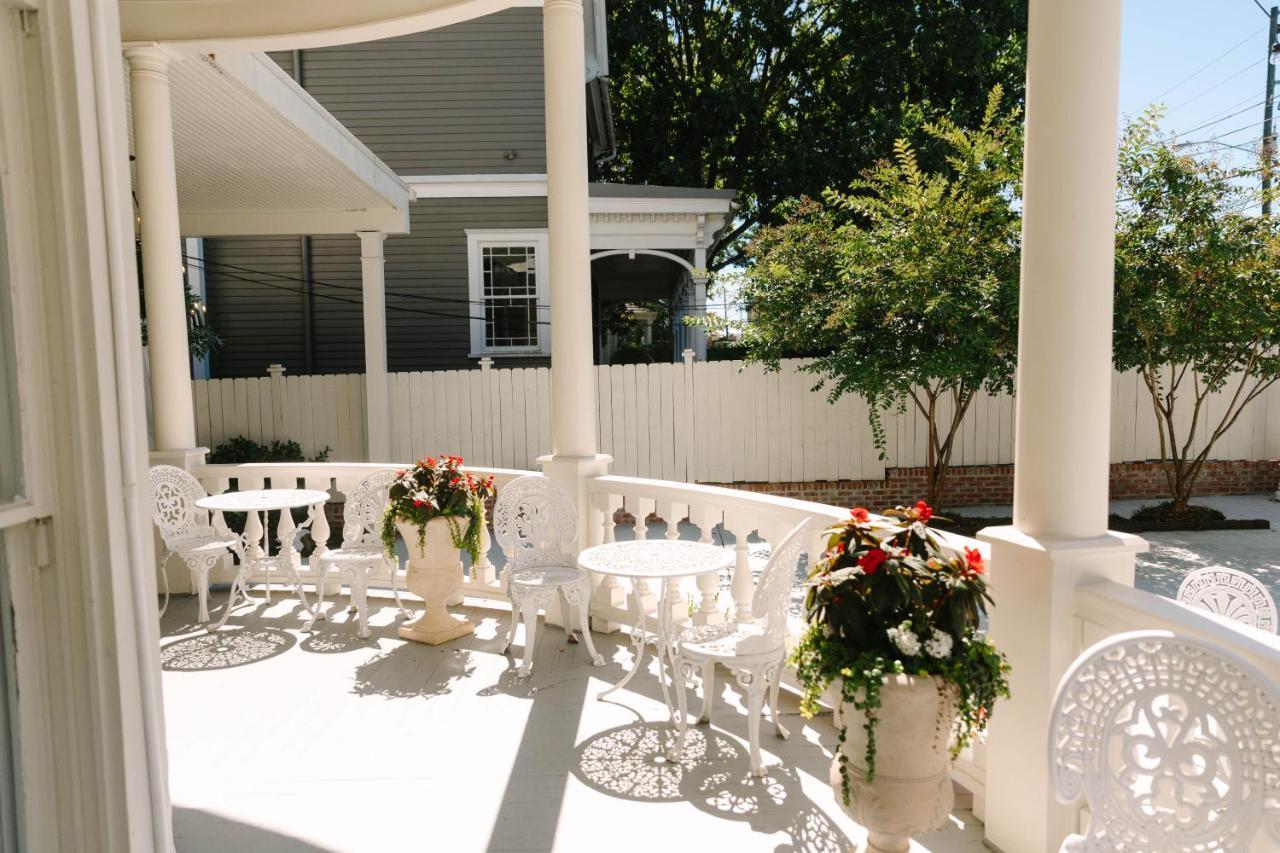 Stanley House Inn Marietta Exterior photo